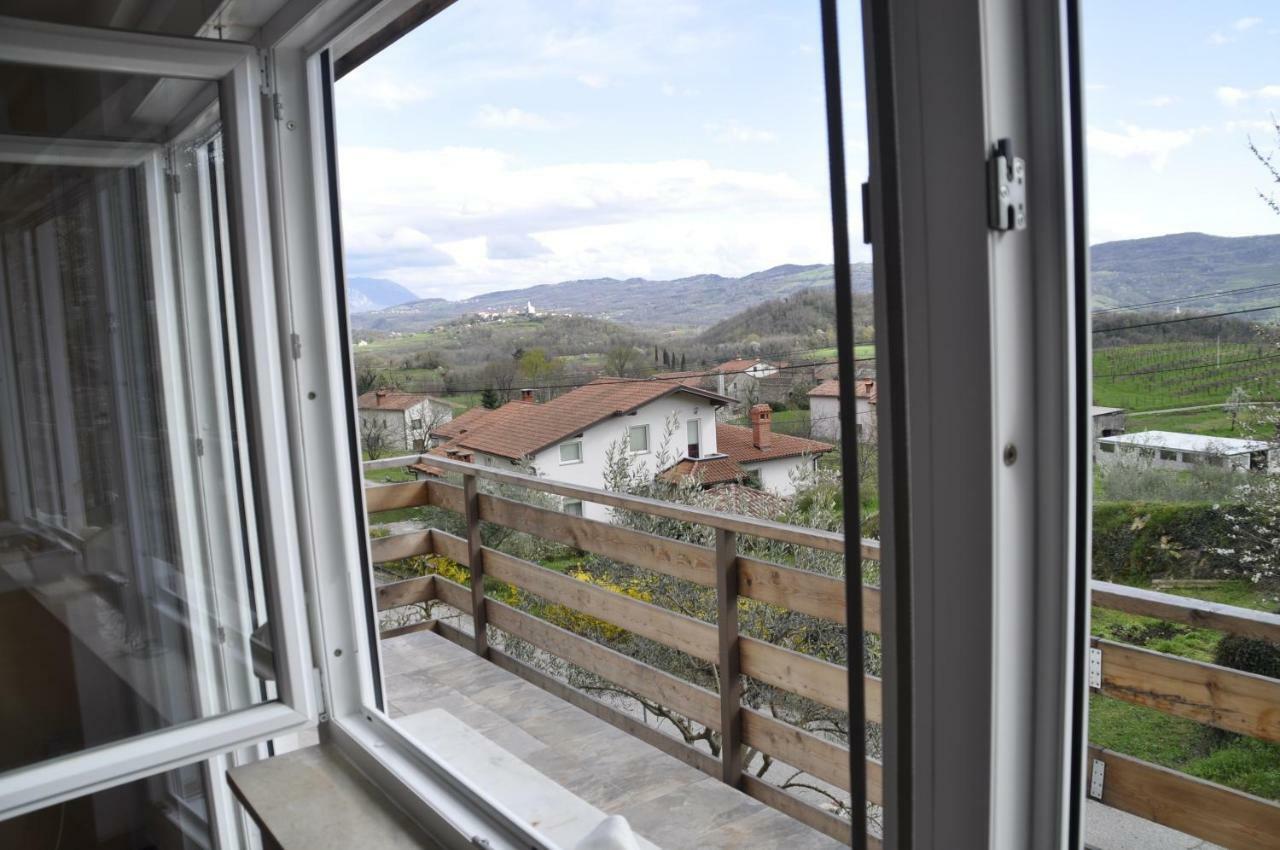 Apartma Bajci Ajdovščina エクステリア 写真